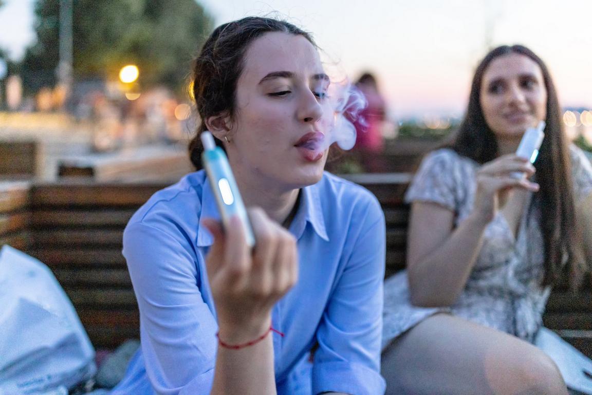 How to Stop Vaping - Boots Health Hub