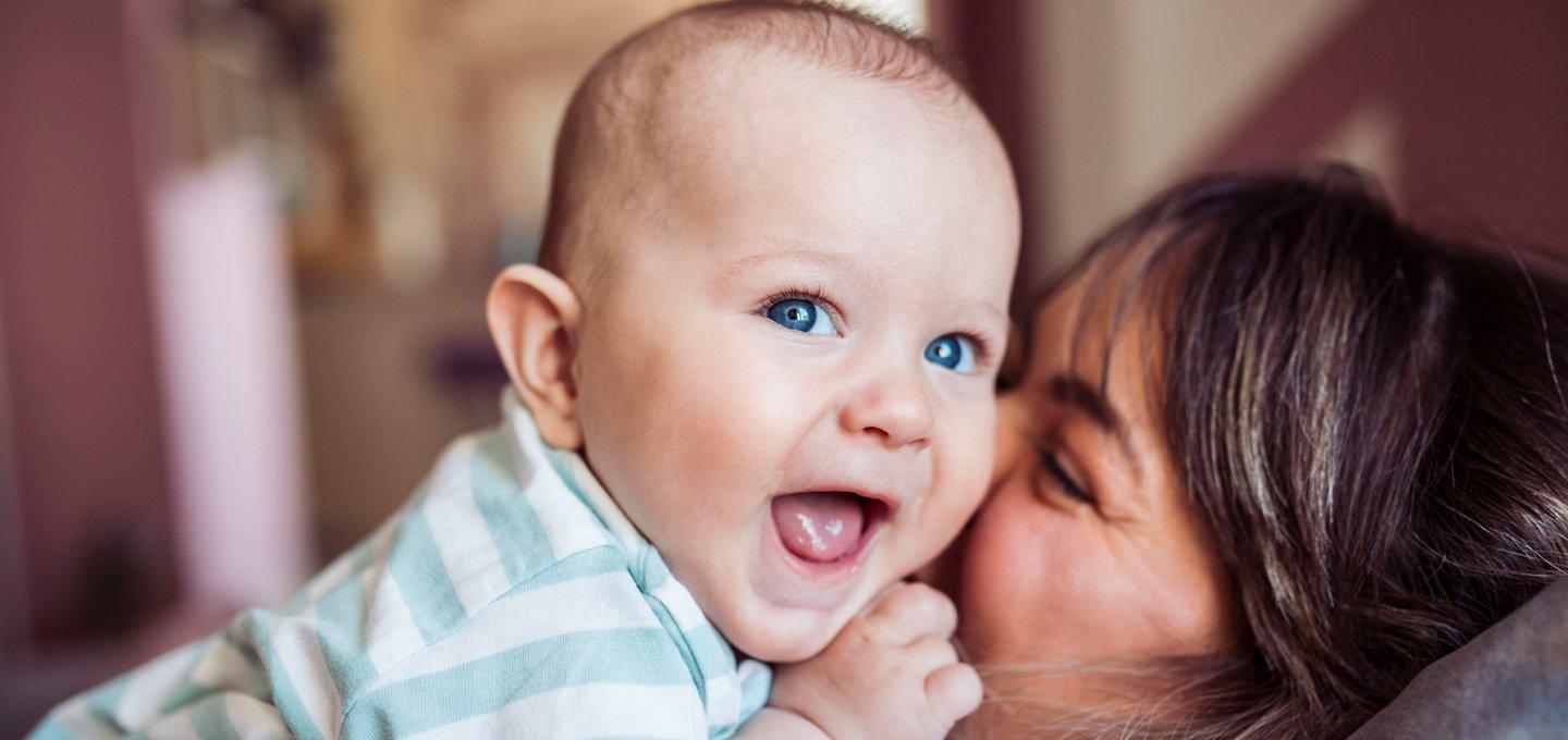 Dribble rash prevention: managing dribble rash in babies - Boots Health Hub